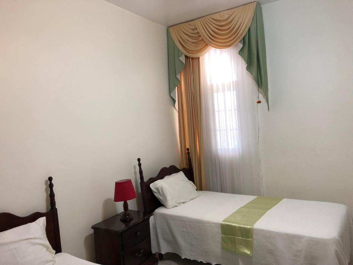Goldenview Guesthouse אוצ'ו ריוס מראה חיצוני תמונה